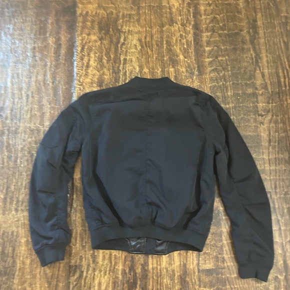 COPY - Bomber Jacket - Picture 8 of 9